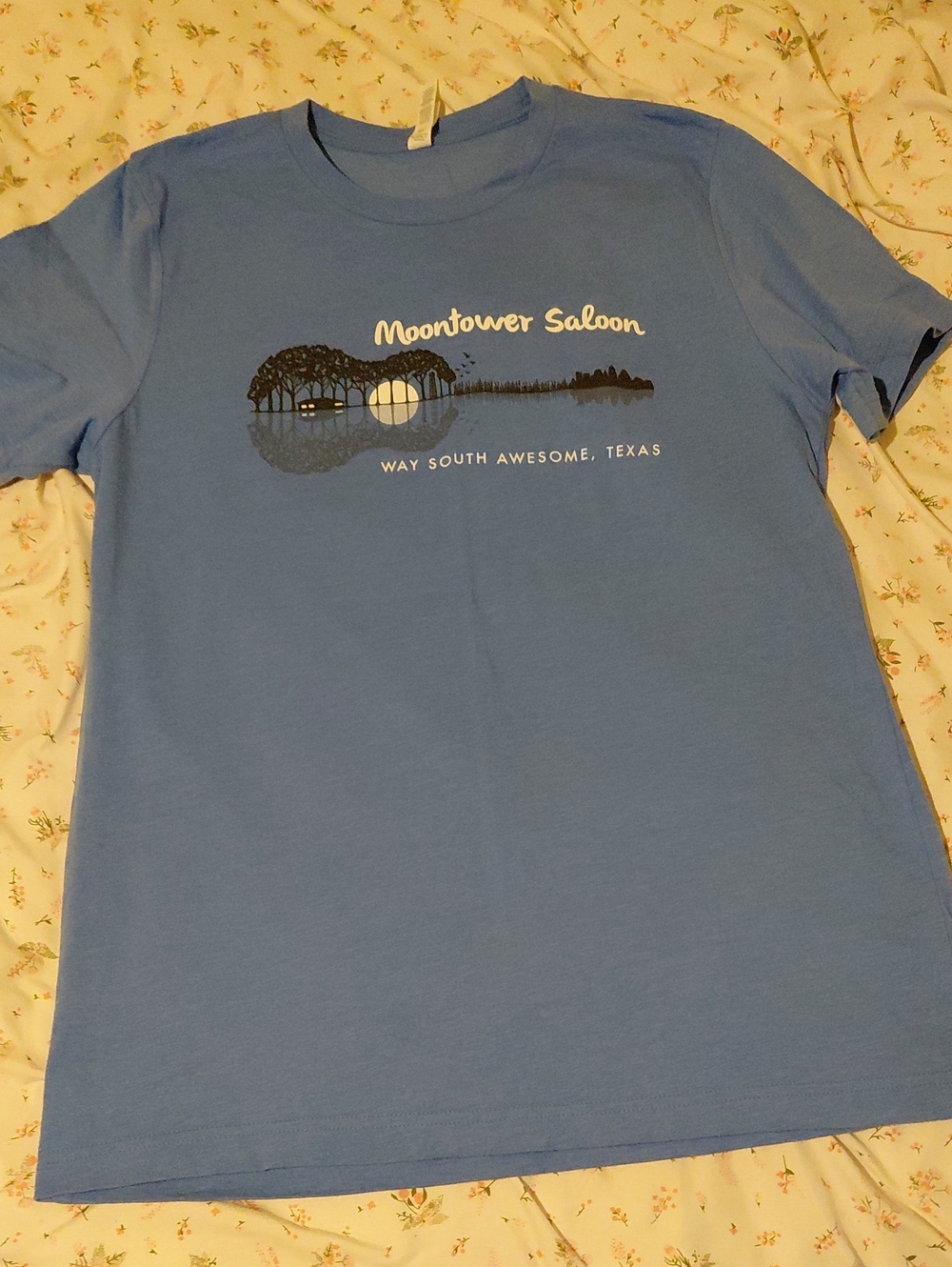 Men’s Blue Graphic T‑Shirt